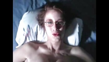 Wahnsinnig heißer und geiler Teenie liebt seinen reifen Schwanz und lässt sich deutsche reife frauen porno in ihre Muschi ein