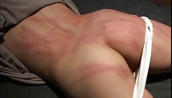 Blonde und brünette Schönheiten Juelz und Bella werden von reife deutsche frauen sex Lex zerstört